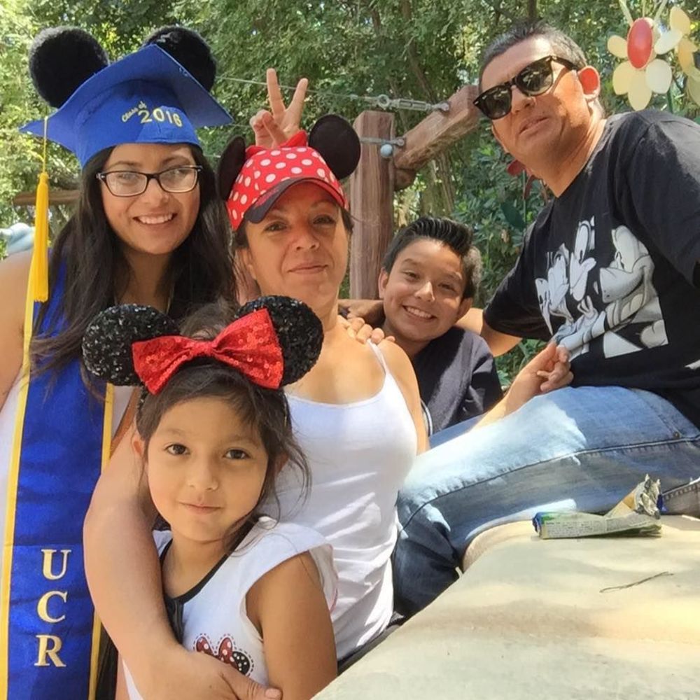 Meet your Posher, Alejandra